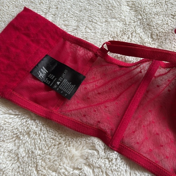 H&M Red Lace Balconette Bra – Size 34A | Pre-Loved | Feminine & Flirty - Picture 4 of 5